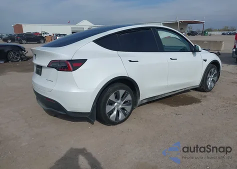 2023 Tesla Model Y Awd/Long Range Dual Motor All-Wheel Drive z USA, uszkodzony, nr VIN 7SAYGDEE4PA045903